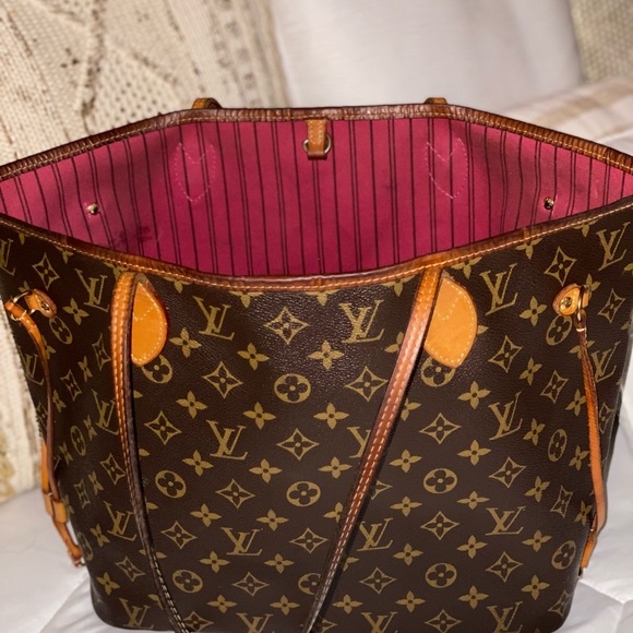 Authentic Louis Vuitton neverfull - Picture 4 of 12